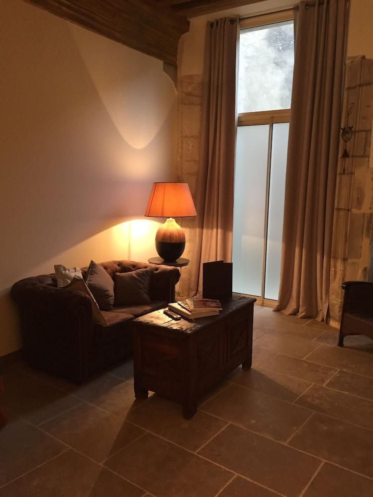 Abbaye De Maizieres Hotel Beaune  Bagian luar foto
