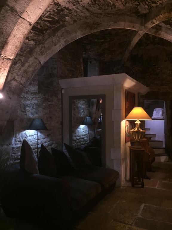Abbaye De Maizieres Hotel Beaune  Bagian luar foto